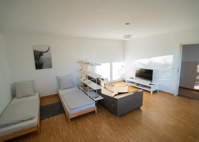 Gemütliches Mit Fernblick Auf Die Stadt! *